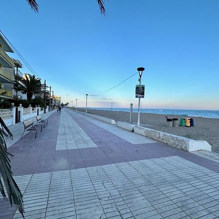 Sea Views Sanatori Beach, Barcelona Калафелл Экстерьер фото